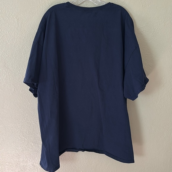 Mens Wrestler DUSTY RHODES "Hard Times" Graphic Short Sleeve T-Shirt, Blue, 4XL - Picture 4 of 4